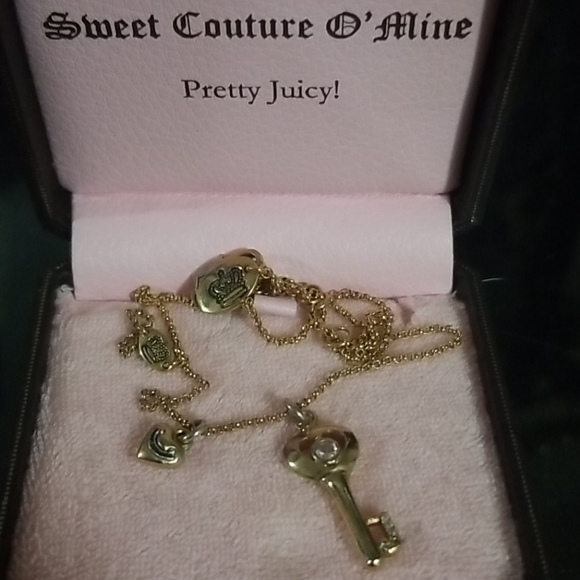 Juicy couture heart key necklace - Picture 1 of 2